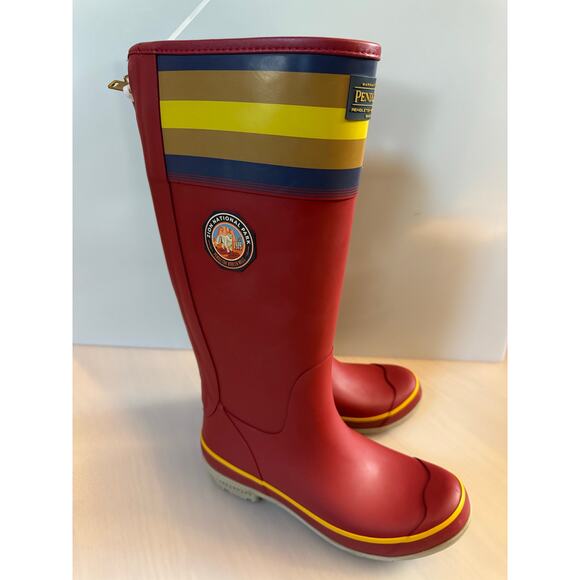 PENDLETON WOMEN'S NATIONAL PARK TALL RED RAIN BOOTS (New) - Picture 4 of 8